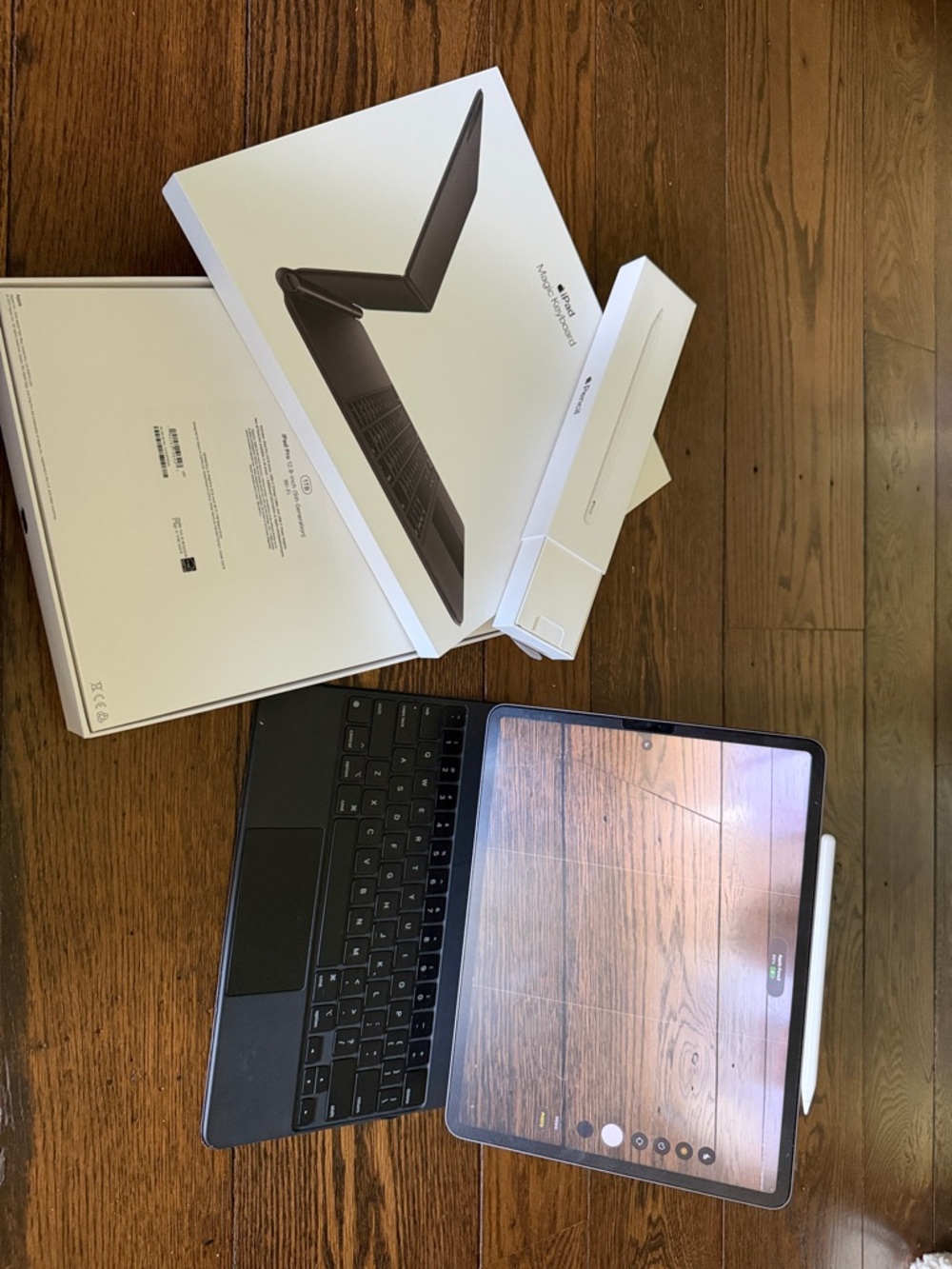 Apple iPad Pro - Picture 3 of 9